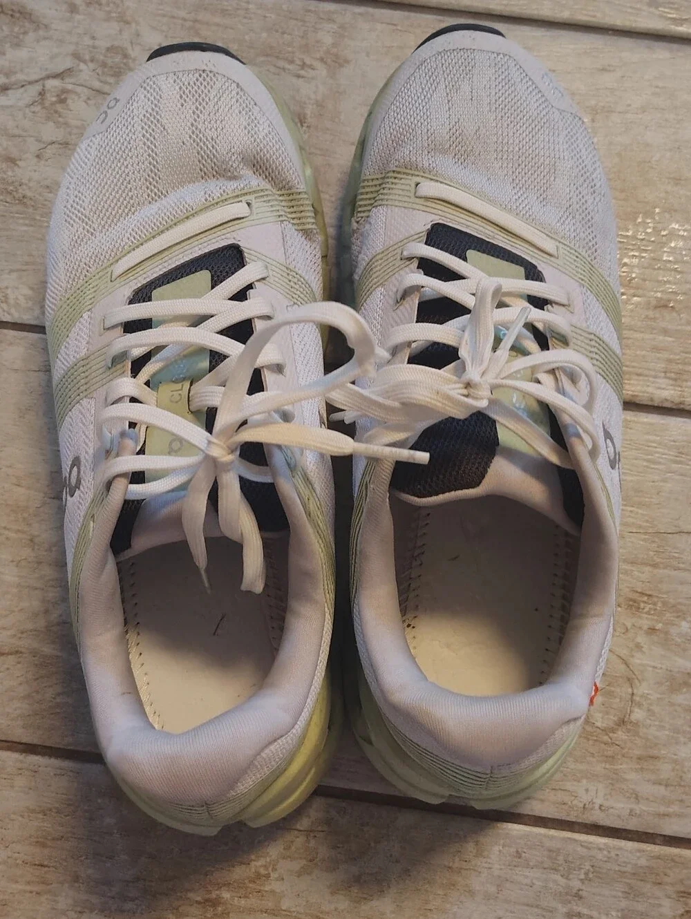 On Running running model cloud